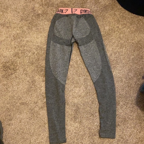 Gymshark leggings - Picture 2 of 3